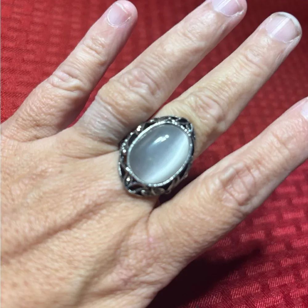New! Paparazzi Jewelry Adjustable Ring New without Tags